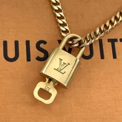 LOUIS VUITTON ルイヴィトン　パドロック　カデナ　鍵　喜平ネックレスのサムネイル