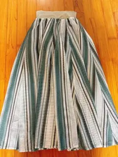 FENNELのスカート