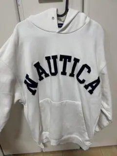 NAUTICA フード付きホワイトスウェット