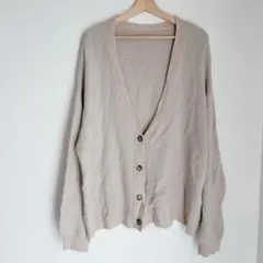 ピンクベージュ Vネック ニットカーディガン ゆったりサイズ