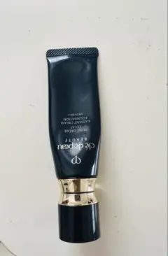 クレドポーボーテ　タンクレームエクラn オークル00