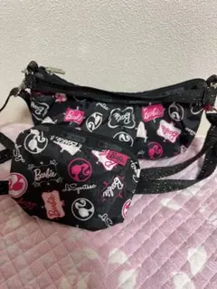 LeSportsac×Barbieコラボ バービーポーチ2個セットB - メルカリ