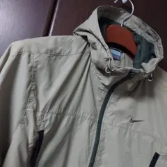 2026年最新】NIKE カラー：ベージュ系 メンズ マウンテンパーカーの 