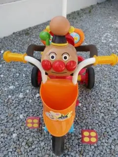アンパンマン 三輪 キックバイク 室内使用 - メルカリ