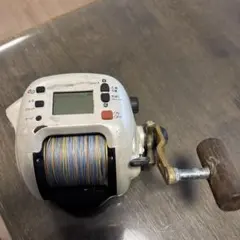 SHIMANO 1000 両軸リール ソーラーセル搭載 - メルカリ