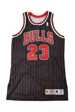 マイケルジョーダンサイン入りユニフォーム　チャンピオン　サイズ４６　シカゴブルズ