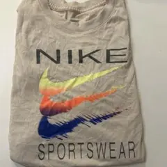 NIKE キッズ　Tシャツ