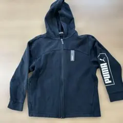 値下げします。PUMA ブラック フルジッパー パーカー 140