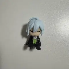 ツイステ シルバー 肩ズン