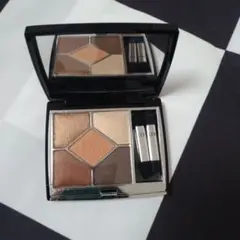 Dior ディオール　サンククルールクチュール　439　アイシャドウ