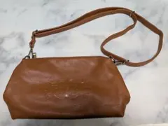 Mante Rosso ブラウンショルダーバッグ