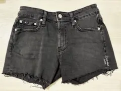 Calvin Klein Jeans ブラックショートパンツ