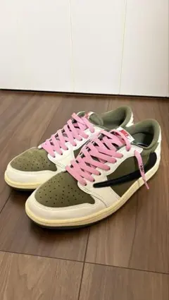 Travis Scott nikejordan1リバースオリーブ　26.5