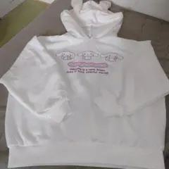 パーカー　トレーナー　130 シナモロール　サンリオ　バースデー　しまむら