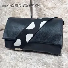 ear PAPILLONNER ワイド柄ショルダーバッグ 本革 ブラック