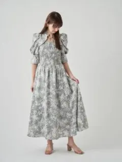 美品　スナイデル デコルテオープンワンピース WEB限定 ミント SNIDEL
