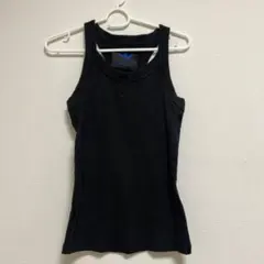 アディダス オリジナルブラック タンクトップ