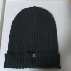 adidas 黒　ニット帽 フリーサイズ