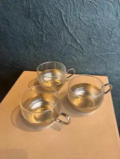 Item thumbnail for item 6ae55b02-cf6e-4151-8a82-a8cd1f4bb7a8