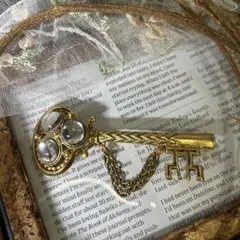 Item thumbnail for item 187a0a16-3217-40b6-a471-4fc8c7ef8ae1