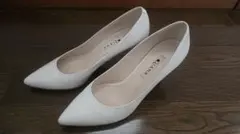 ダイアナ　パンプス