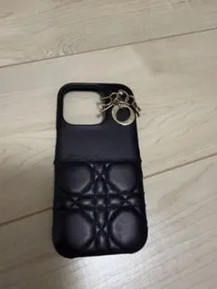 Dior ブラック キルティング iPhoneケース 17pro - メルカリ