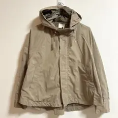 アースミュージックアンドエコロジー　マウンテンパーカー　フード付　ベージュ