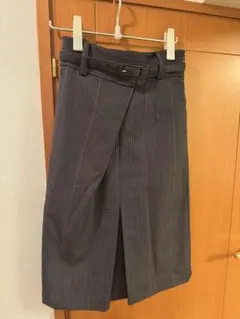 ミラオーウェン　ベルト付ツイードタイトスカート