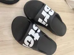 bristol OOFOS サンダル ブラック 26cmのサムネイル