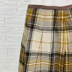 Item thumbnail for item f4620cf2-e0b1-4f02-a71d-32cd60abb85c