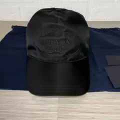 ✨新品未使用✨PRADA リナイロン ベースボールキャップ 黒 M 付属品完備のサムネイル