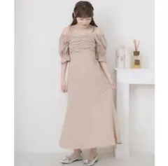 お値下げ❗️新品❗️ems excite ギャザーオフショルダー ロングワンピース
