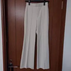 セミフレアパンツ スラックス