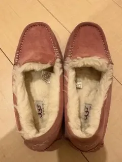 ugg アグ　モカシン　22cm ピンク　アンスレー