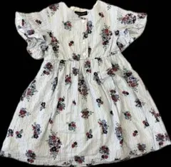 べべ　bebe フラワーストライプワンピ　袖フリル　フロントボタン　110