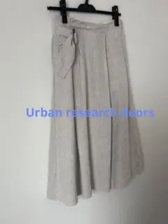 Urban Research Doors 麻 ベージュ スカート サイドベルト付