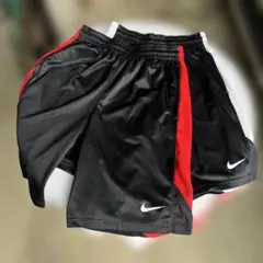 お値引きしました。NIKEトレーニングパンツ　　2本まとめて
