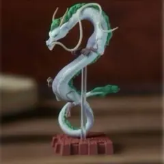 千と千尋の神隠し　ポーズがいっぱいコレクション　ハク竜　フィギュア