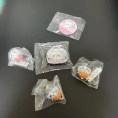 ちいかわ　くら寿司コラボ キーホルダー　ストラップ　缶バッチ　など　5点セット