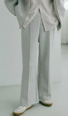 ダンボールフレアパンツのサムネイル