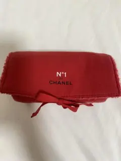 CHANEL N°1 ポーチ 赤のサムネイル