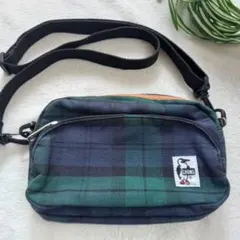 CHUMS　チャムス　ミニショルダーバッグ　ポシェット　チェック柄