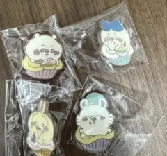 ちいかわ　ハチワレ　うさぎ　モモンガ　ピンズ　セット