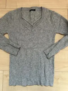 INGNI グレー Vネック セーター