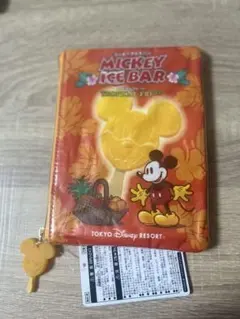 SALE❗️【新品タグ付き】ディズニーリゾート限定　ミッキーアイスバーポーチ