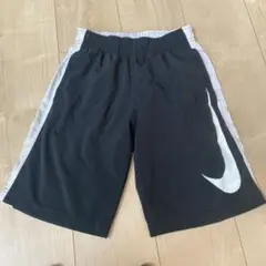 ハーフパンツ