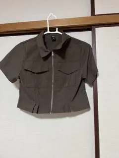 SHEIN ショート丈ZIPシャツ