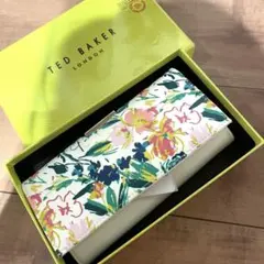 ［新品未使用］TED BAKER　長財布のサムネイル