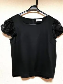 BARNEYS NEW YORK 半袖カットソー 透かし編み袖 ブラックのサムネイル
