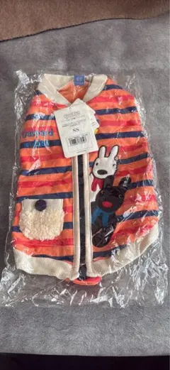 Item thumbnail for item c5e933b4-9ffe-419e-8cfc-bff7e4f4a787